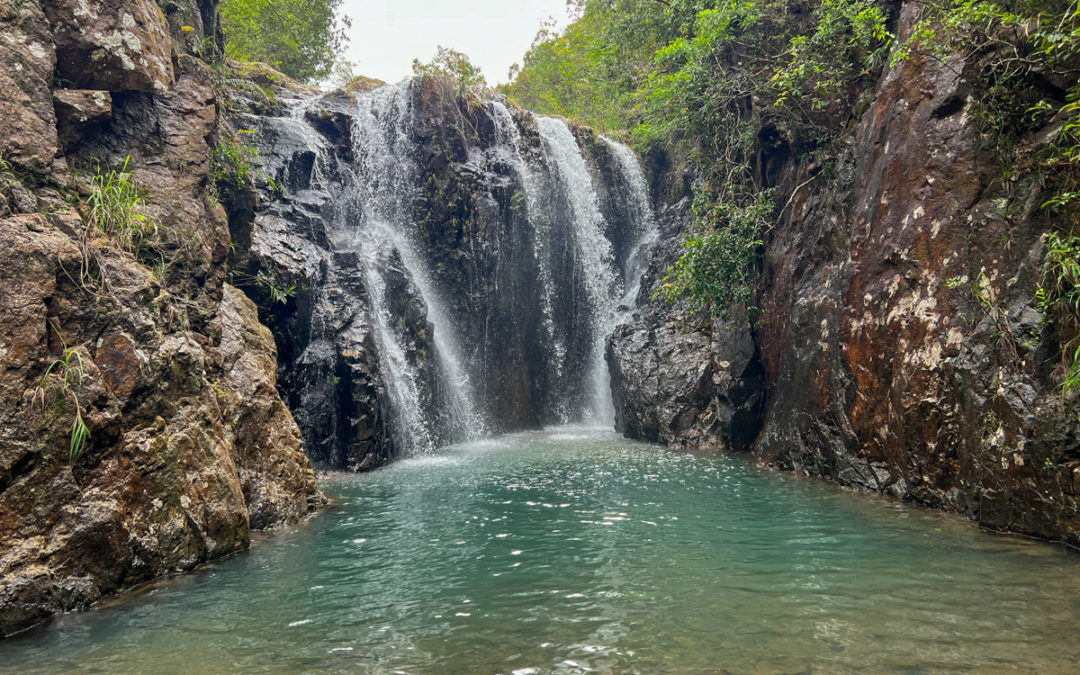 大潭水塘 (潭崗飛瀑、淺水灣)